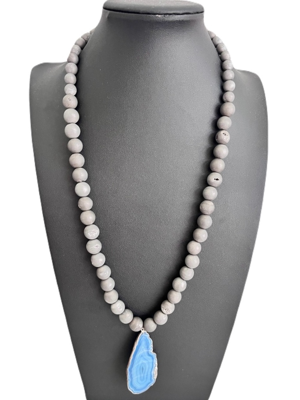 NEW Mary Kent Designs Grey Matte Druzy Quartz and Blue Agate Beaded Necklace